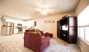 204 N Holly St, Beebe, AR 72012