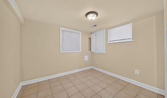 4705 22ND St N, Arlington, VA 22207