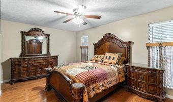 122 Nash Dr, Athens, TN 37303