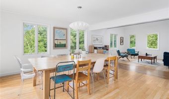 20 Dons Ln, Little Compton, RI 02837