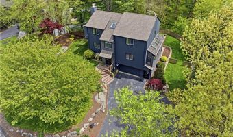 5 Aurora Dr, Cumberland, RI 02864