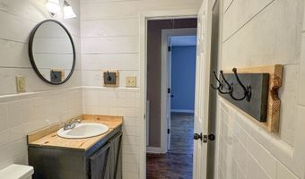 1460 Mount Olivet Rd, Batesville, MS 38606