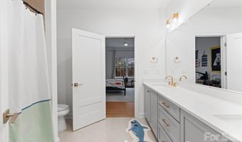 1527 St George, Charlotte, NC 28205