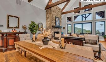 281 Lodge Woods Trl, Banner Elk, NC 28604