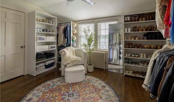 31 Bowen St, East Providence, RI 02916