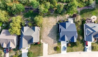 335 Copper Crk, Amherst, OH 44001