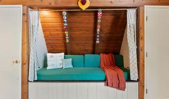 15001 Fall River Dr, Bend, OR 97707