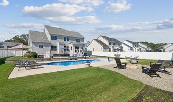 7 Kevin Ct, Bayville, NJ 08721