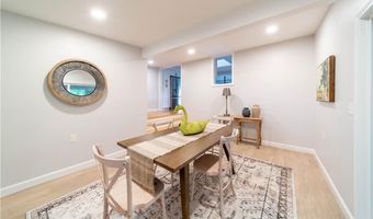 24 W Knollwood Cir, North Kingstown, RI 02852