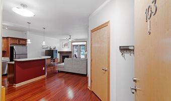 8253 Mayo Dr 103, Madison, WI 53719
