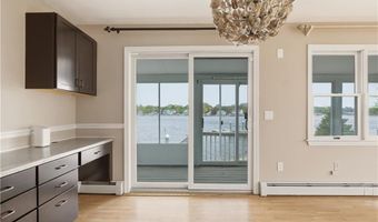 507 County Rd, Barrington, RI 02806