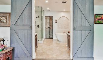 5617 Colodny Dr, Agoura Hills, CA 91301
