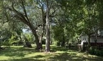 311 Ballentine St, Bay St. Louis, MS 39520