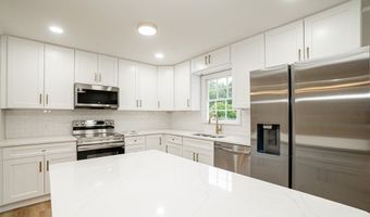 5000 Hill Rd, Albany, GA 31705