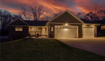 820 Rusty Ct, Altoona, WI 54720