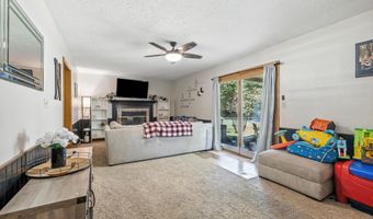 8448 Seattle Slew Ln, Indianapolis, IN 46217