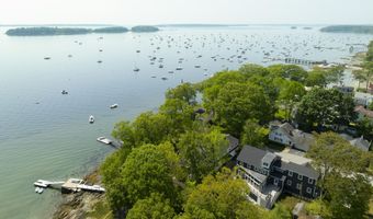 24 Amerescoggin Rd, Falmouth, ME 04105