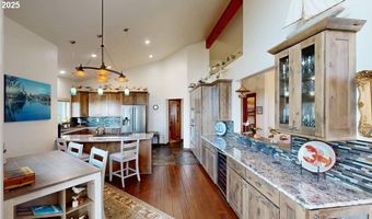 15606 NAPA Ln, Brookings, OR 97415