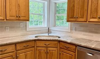 205 Huntington Shoals Dr, Athens, GA 30606