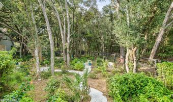 9 Bajala Dr E, Beaufort, SC 29907