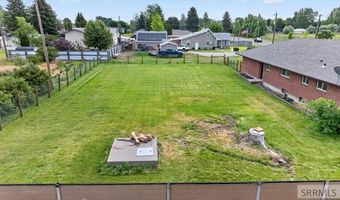 559 Rich Ln, Blackfoot, ID 83221
