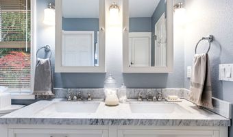 6295 SW TILLAMOOK Pl, Beaverton, OR 97007