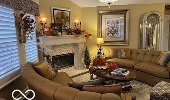 7386 Lake Lakota Pl, Indianapolis, IN 46217