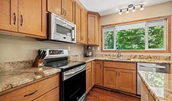11718 50th St NE, Albertville, MN 55301
