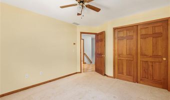 86 Wickham Rd, North Kingstown, RI 02852