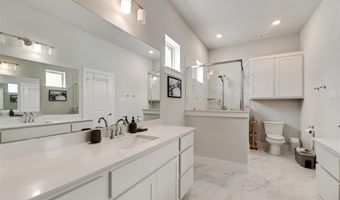 558 Torrey Pines Cir, Heath, TX 75032