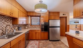 309 W Christopher Dr, Clovis, NM 88101