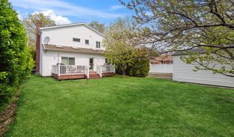 44 Netz Pl, Albertson, NY 11507
