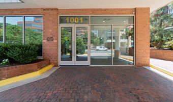 1001 N VERMONT St 212, Arlington, VA 22201