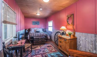 640 Orchard Dr, Bridport, VT 05734