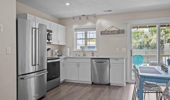 119 Center Dr Ua (1), Atlantic Beach, NC 28512