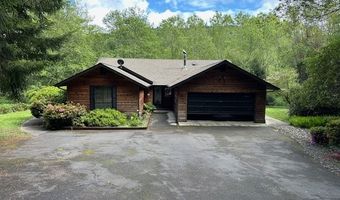 308 WINCHUCK RIVER Rd, Brookings, OR 97415