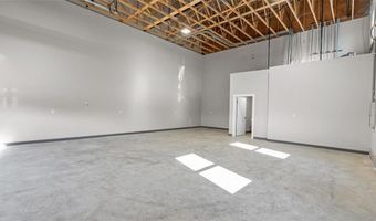 300 Coddington Hwy 210, Middletown, RI 02842