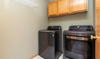 1513 SE Delaware Ave 11, Ankeny, IA 50021