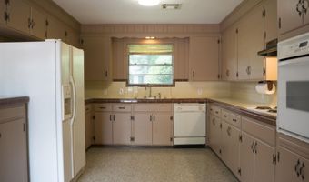354 E Riveroaks Dr, Baton Rouge, LA 70815
