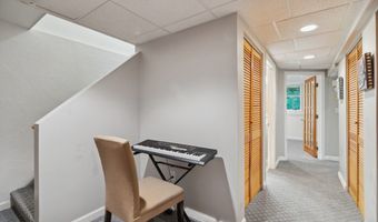 35 Michael Way, Andover, MA 01810