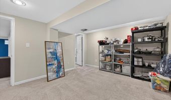 1115 Shadowoak Dr, Ballwin, MO 63021