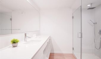 291 Bal Bay Dr 405, Bal Harbour, FL 33154