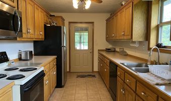 1426 CR 921, Alpena, AR 72611