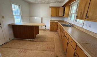 838 State Garage Rd, Albany, KY 42602