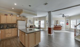 1373 Mountain Lake Dr, Auburn, GA 30011