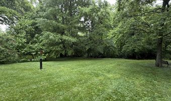 206 Meadow Ridge Dr, Bardstown, KY 40004