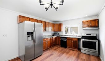 201 McComas Ave, Barboursville, WV 25504