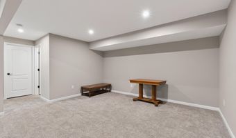 1291 Parkside Dr, Alexandria, KY 41001