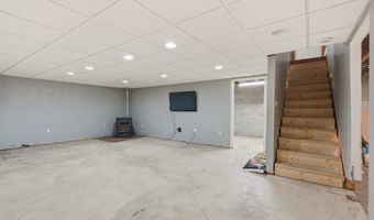 5230 Laubert Rd, Atwater, OH 44201