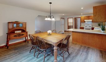 20 Hickory St, Danbury, CT 06810